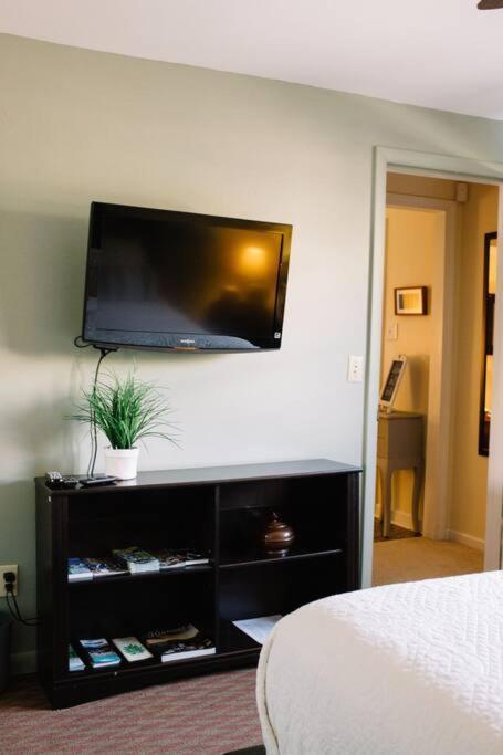 Hilltop Hideaway - 3Bdr In Downtown London, Ky Esterno foto